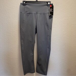 Under Armour Gray HeatGear Yoga pants. Womens M. NWT